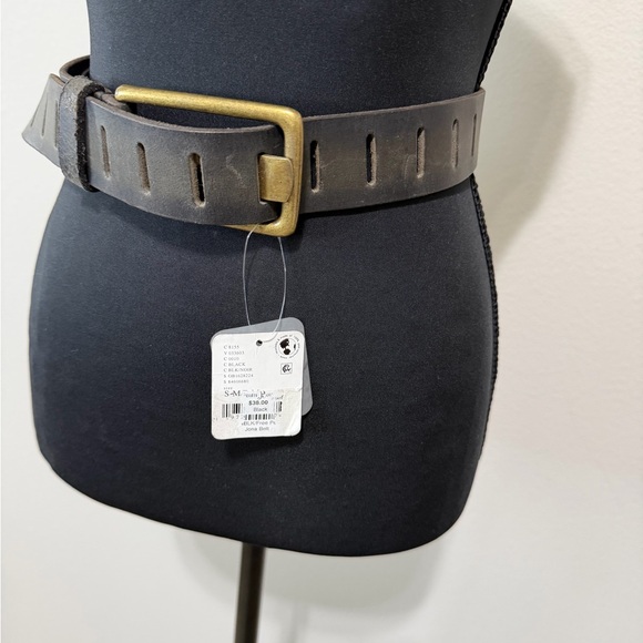 NWT FP Movement by Free People Black Belt with Gold Buckle - Picture 2 of 3